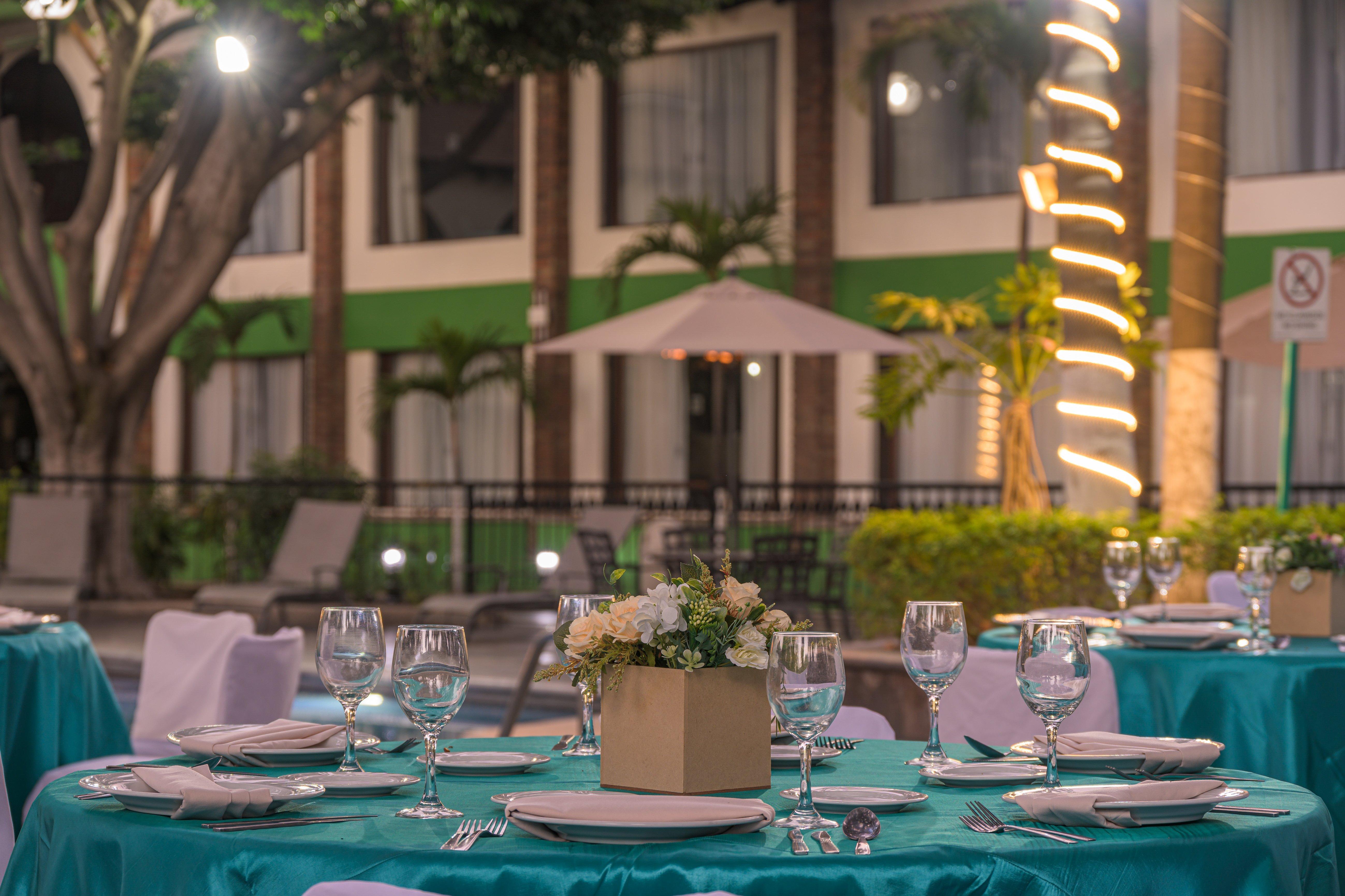 Hotel Guadalajara Expo Plaza Del Sol, An Ihg 4*
